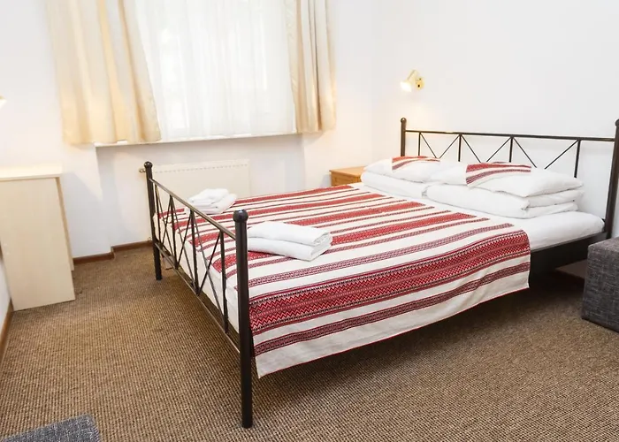 Hotel 18